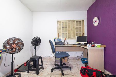 Casa à venda com 300m², 6 quartos e 2 vagasQuarto 2