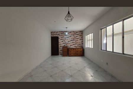 Casa para alugar com 127m², 3 quartos e 2 vagasSala