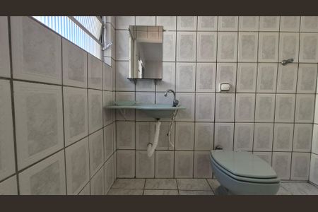 Casa para alugar com 127m², 3 quartos e 2 vagasBanheiro