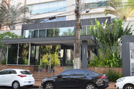 Apartamento para alugar com 214m², 3 quartos e 3 vagasFachada do Prédio