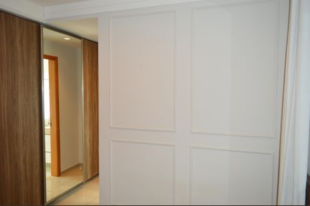 Apartamento para alugar com 214m², 3 quartos e 3 vagasSuíte 2