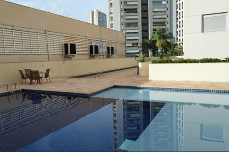 Apartamento para alugar com 214m², 3 quartos e 3 vagasÁrea comum - Piscina