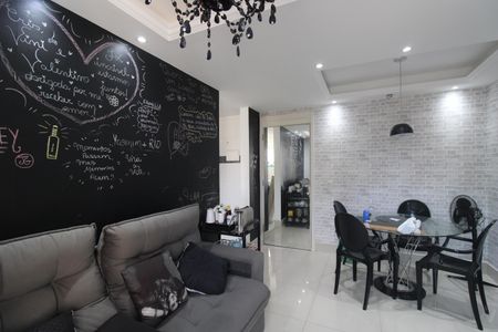 Sala de apartamento para alugar com 2 quartos, 52m² em Recreio dos Bandeirantes, Rio de Janeiro