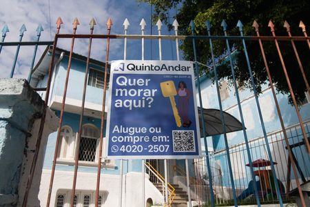 Casa para alugar com 1900m², 7 quartos e 4 vagasPlaca