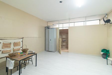 Casa para alugar com 1900m², 7 quartos e 4 vagasQuarto 4