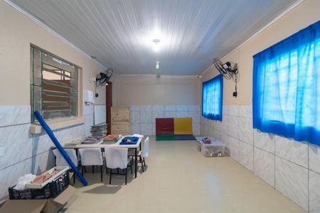 Casa para alugar com 1900m², 7 quartos e 4 vagasQuarto 6