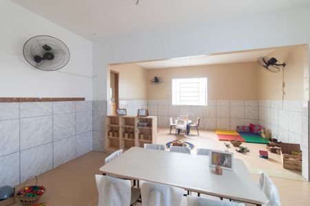 Casa para alugar com 1900m², 7 quartos e 4 vagasQuarto 5