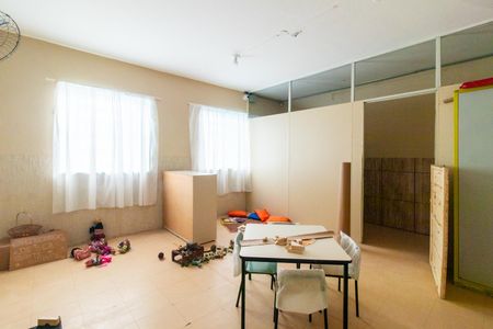 Casa para alugar com 1900m², 7 quartos e 4 vagasQuarto 3