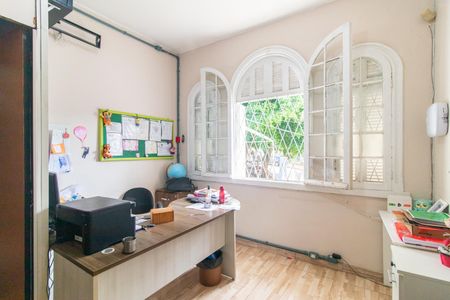 Casa para alugar com 1900m², 7 quartos e 4 vagasQuarto 1