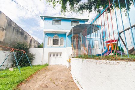 Casa para alugar com 1900m², 7 quartos e 4 vagasFachada