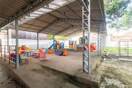 Casa para alugar com 1900m², 7 quartos e 4 vagasQuintal