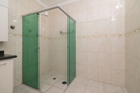Casa à venda com 240m², 4 quartos e 3 vagas Casa à venda com 240m², 4 quartos e 3 vagasBanheiro da Suíte