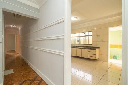 Casa à venda com 240m², 4 quartos e 3 vagas Casa à venda com 240m², 4 quartos e 3 vagasCozinha