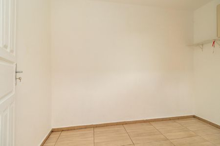 Casa à venda com 240m², 4 quartos e 3 vagas Casa à venda com 240m², 4 quartos e 3 vagasQuarto de Serviço