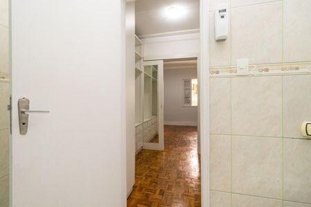 Casa à venda com 240m², 4 quartos e 3 vagas Casa à venda com 240m², 4 quartos e 3 vagasCloset da suíte