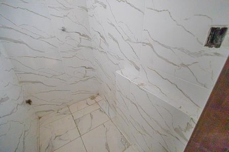 Casa para alugar com 60m², 1 quarto e 1 vagabanheiro