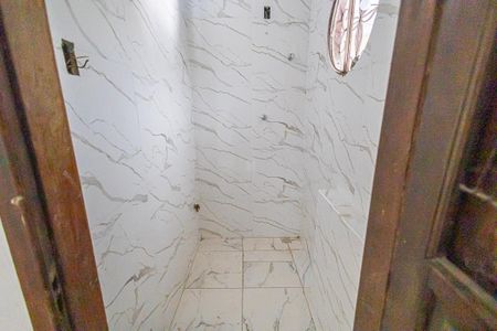 Casa para alugar com 60m², 1 quarto e 1 vagabanheiro