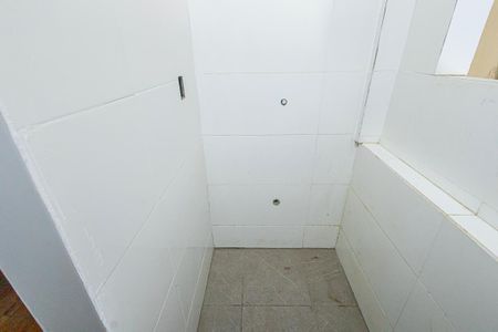 area de serviço de casa para alugar com 1 quarto, 60m² em Santa Terezinha, Belo Horizonte