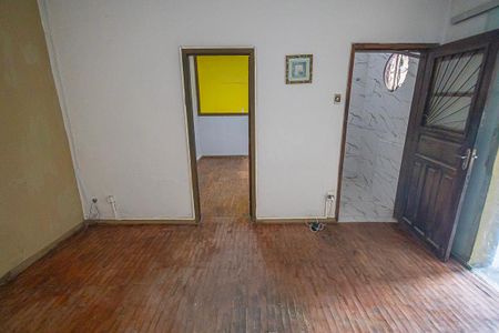 Sala de casa para alugar com 1 quarto, 60m² em Santa Terezinha, Belo Horizonte