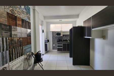 Apartamento para alugar com 127m², 3 quartos e sem vagaCozinha 