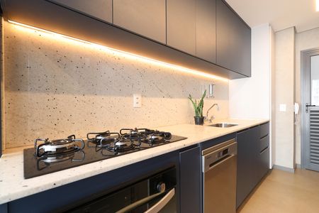 Apartamento à venda com 99m², 2 quartos e 2 vagasCozinha e Área de Serviço