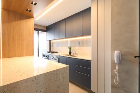 Apartamento à venda com 99m², 2 quartos e 2 vagasCozinha e Área de Serviço