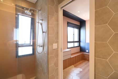 Apartamento à venda com 99m², 2 quartos e 2 vagasBanheiro da Suíte 2