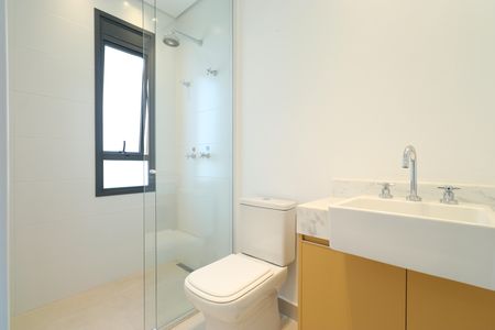 Apartamento à venda com 99m², 2 quartos e 2 vagasBanheiro da Suíte 1