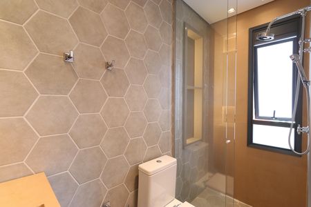Apartamento à venda com 99m², 2 quartos e 2 vagasBanheiro da Suíte 2