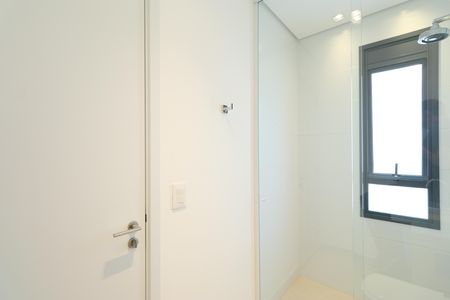 Apartamento à venda com 99m², 2 quartos e 2 vagasBanheiro da Suíte 1