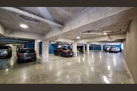 Apartamento à venda com 99m², 2 quartos e 2 vagasGaragem