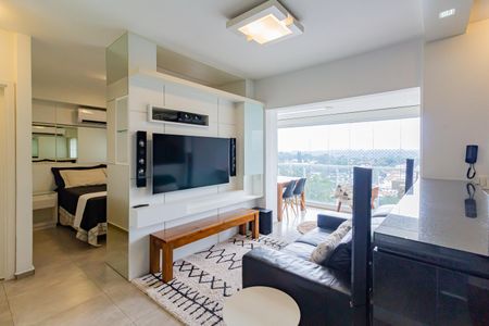Sala/Cozinha de apartamento para alugar com 1 quarto, 51m² em Campo Belo, São Paulo