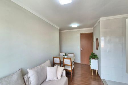 Sala  de apartamento para alugar com 2 quartos, 55m² em Residencial Villa Garden, Campinas