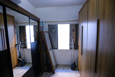 Casa para alugar com 126m², 3 quartos e 2 vagasQuarto 2