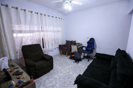 Sala de casa para alugar com 3 quartos, 126m² em Vila Iorio, São Paulo