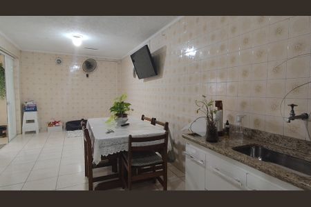 Casa à venda com 3 quartos, 190m² em Vila dos Remedios, São Paulo