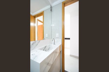 Apartamento à venda com 36m², 2 quartos e sem vaga Apartamento à venda com 36m², 2 quartos e sem vagaBanheiro