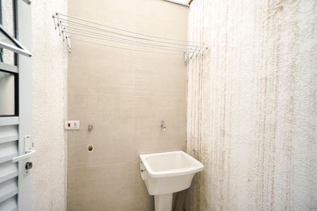 Apartamento à venda com 36m², 2 quartos e sem vaga Apartamento à venda com 36m², 2 quartos e sem vagaVista do quarto 01