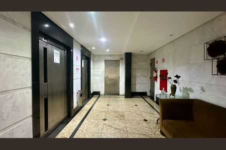 Apartamento à venda com 100m², 3 quartos e 2 vagasHall de elevadores 