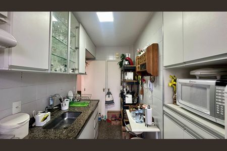 Apartamento à venda com 100m², 3 quartos e 2 vagasCozinha 