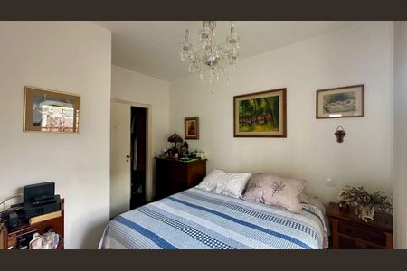 Apartamento à venda com 100m², 3 quartos e 2 vagasQuarto 