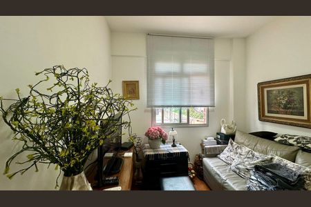 Apartamento à venda com 100m², 3 quartos e 2 vagasQuarto 