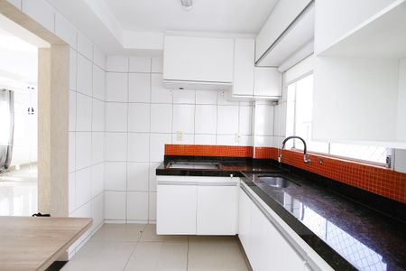 Apartamento à venda com 76m², 3 quartos e 2 vagasCozinha