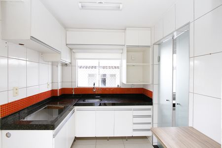 Apartamento à venda com 76m², 3 quartos e 2 vagasCozinha