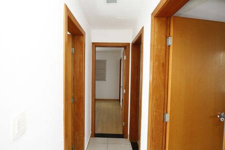 Apartamento à venda com 76m², 3 quartos e 2 vagasCorredor