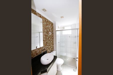 Apartamento à venda com 76m², 3 quartos e 2 vagasBanheiro Social