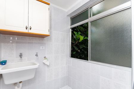 Apartamento para alugar com 56m², 2 quartos e 1 vagaÁrea de Serviço