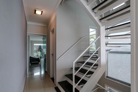 Casa para alugar com 125m², 3 quartos e 2 vagasEscada