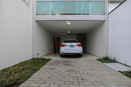 Casa para alugar com 125m², 3 quartos e 2 vagasGaragem