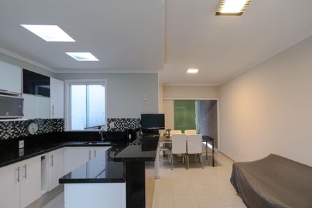 Casa para alugar com 125m², 3 quartos e 2 vagasCozinha
